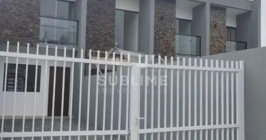 Casa com 2 quartos à venda no Jardim Iririú, Joinville