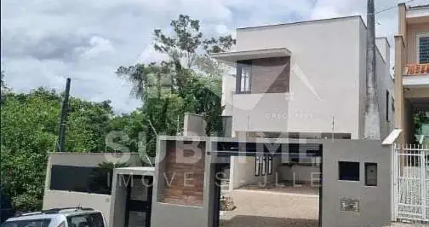 Casa com 3 quartos à venda no Iririú, Joinville 