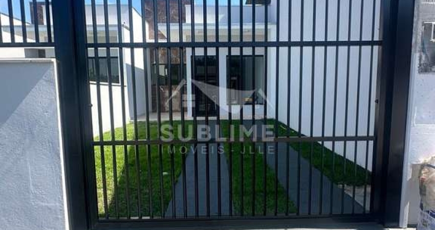 Casa Geminada em Penha com Suíte