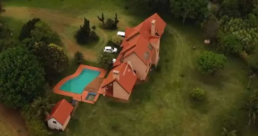 Sobrado 3 quartos para aluguel no Bairro TOCANTINS em TOLEDO por R$ 7.500,00
