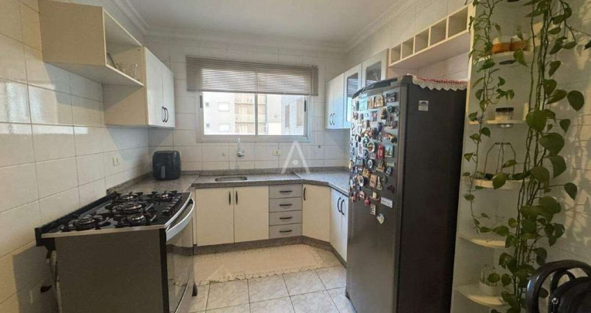 Apartamento com 3 quartos para alugar na Rua Carlos de Carvalho, Centro, Cascavel