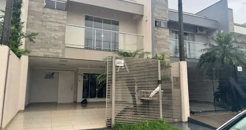 Sobrado 3 quartos à venda no bairro jardim gisela em toledo por r$ 649.000,00