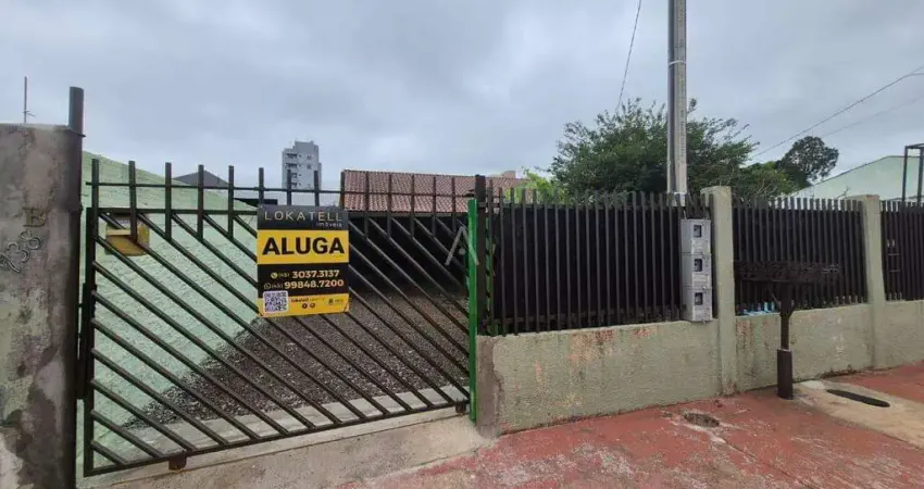 Casa com 2 quartos para alugar na Rua Francisco Beltrão, Pacaembu, Cascavel