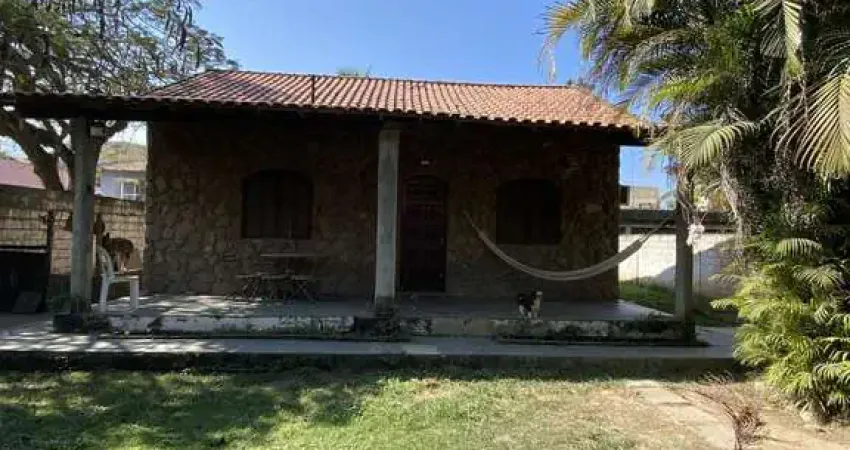 Casa com 2 dormitórios à venda, 100 m² por R$470.000 - Recanto de Itaipuaçu - Ma