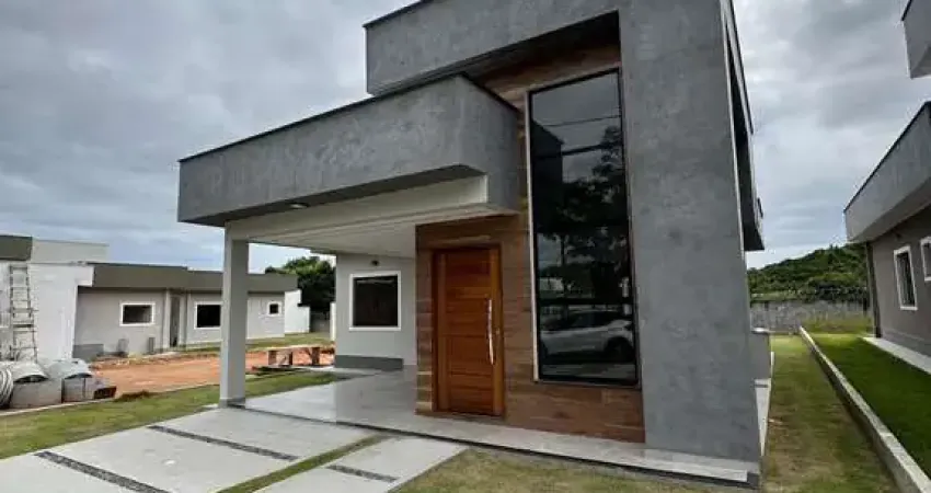 Linda casa com 3 dormitórios, 360m² por R$ 550.000 - Cond. Vivere (São José de I