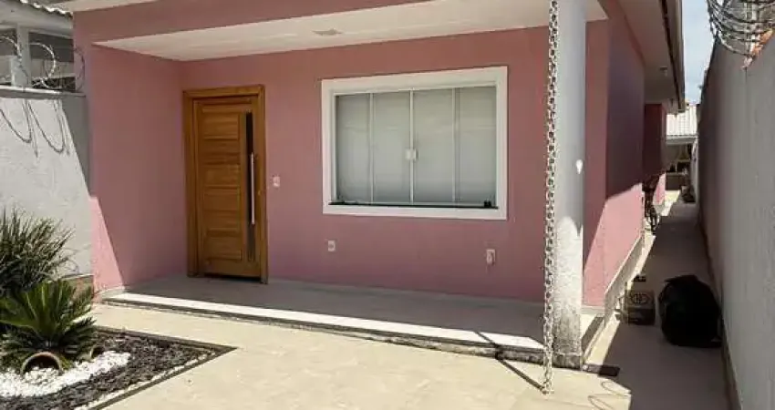 Casa com 2 dormitórios à venda, 240m² por R$ 630.000 - Barroco (Itaipuaçu) - Mar