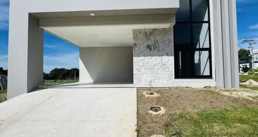 Linda casa com 3 dormitórios á venda, 360m² por R$ 680.000 - Cond. Vivere (São J