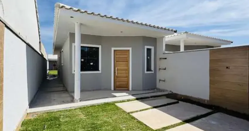 Casa com 2 dormitórios á venda, 240m² por R$ 450.000 - Jardim Atlântico Leste (I