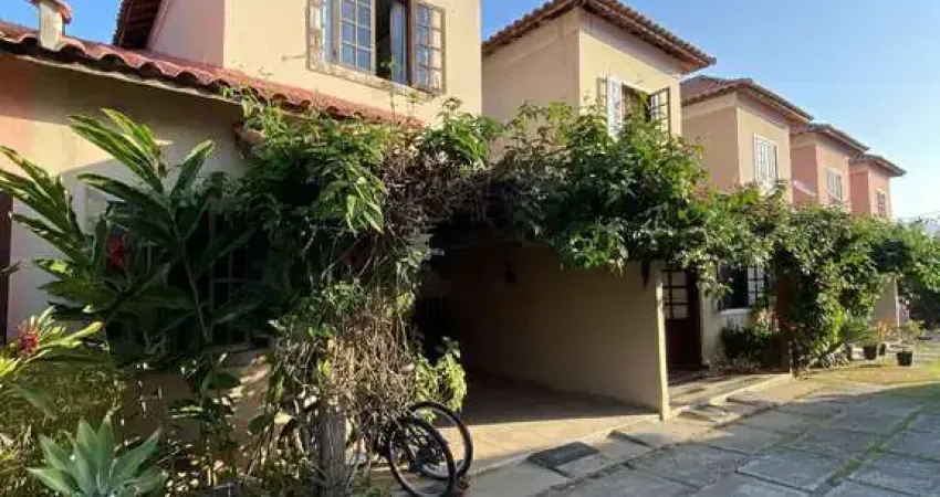 Casa com 2 dormitórios à venda, 87m² por R$ 430.000 - São Bento da Lagoa (Itaipu