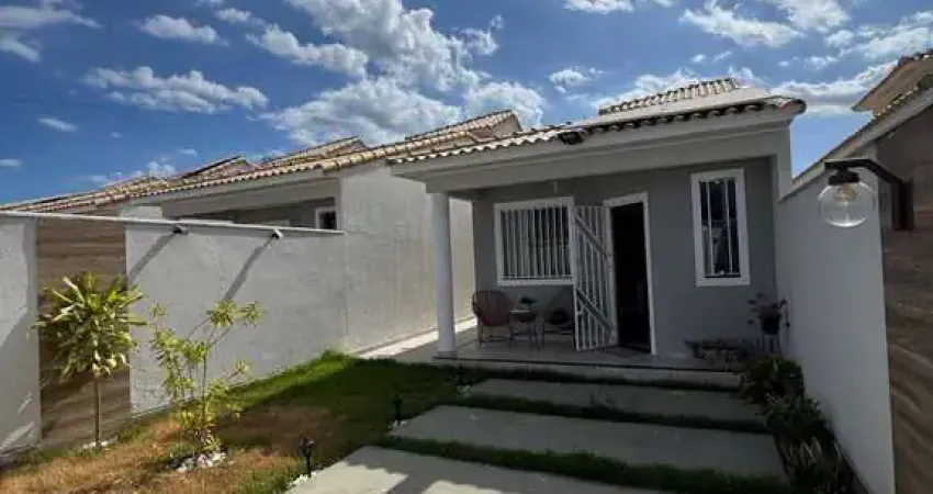 Casa com 2 dormitórios à venda, 240m² por R$ 415.000 - Jardim Atlântico Leste (I