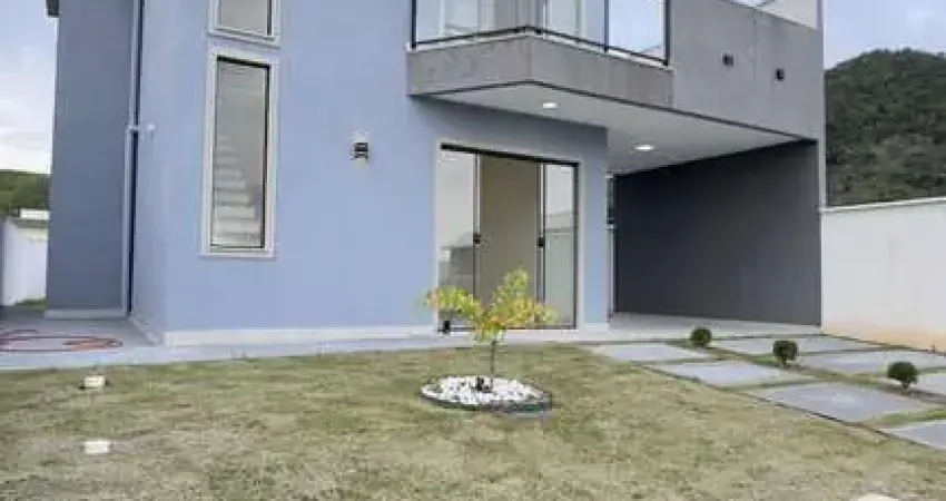 Lindo duplex com 3 dormitórios à venda, 220m² por R$ 550.000 - Cond. Vitória dos