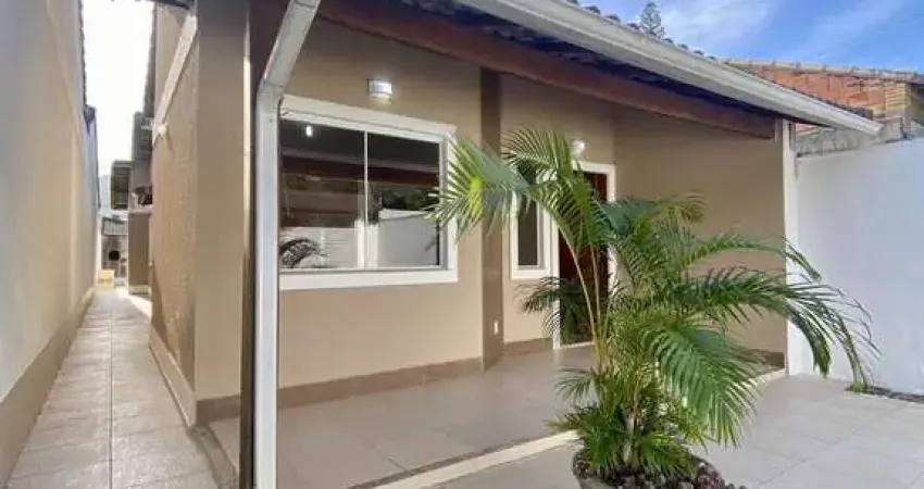 Excelente duplex com 3 dormitórios à venda, 240m² por R$ 540.000 - Barroco (Itai
