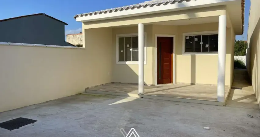 Casa com 3 dormitórios à venda, 90m² por R$ 480.000 - Cordeirinho - Maricá/RJ