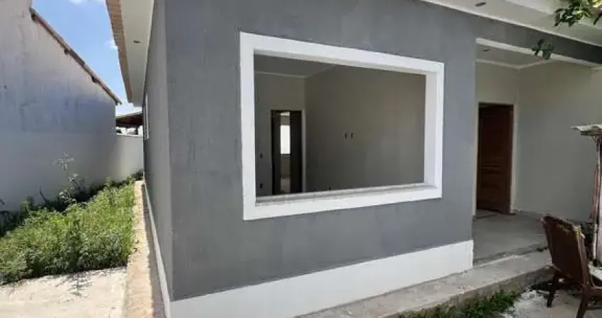 Casa com 2 dormitórios à venda, 200m² por R$ 420.000 - Jardim Atlântico Leste (I