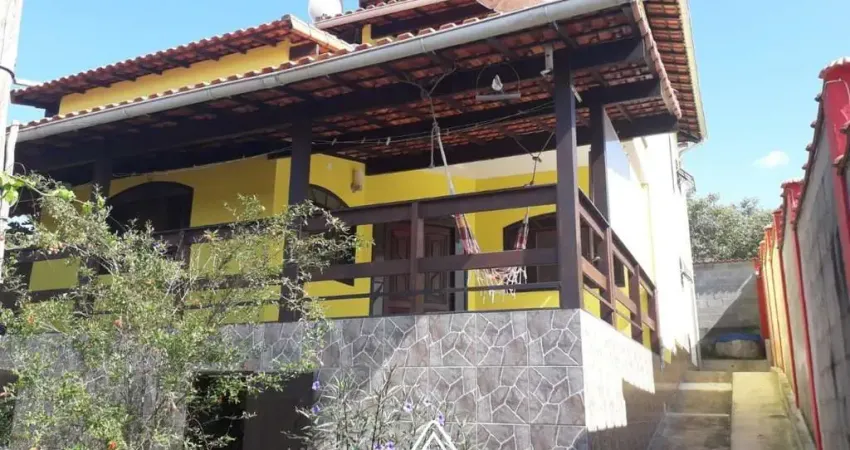 Casa com 3 dormitórios à venda, 360m² por R$ 790.000 - Cond. Recanto do Alecrim