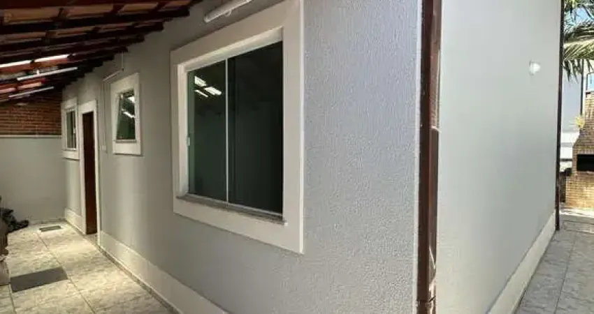 Casa com 2 dormitórios à venda, 62m² por r$ 375.000 - praia de itaipuaçu - maric