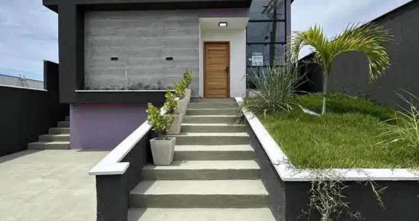 Casa com 3 quartos, 240m² por R$ 585.000 - Cond. Royal Garden (Pindobas) - Maric