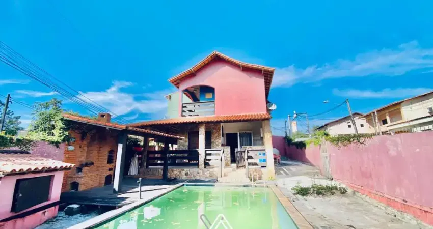 Casa com 4 dormitórios à venda, 360,22m² por R$ 370.000 - Condomínio residencial