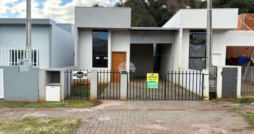 Casa com 2 quartos para alugar na Rua Casemiro Burile, 39, Fraron, Pato Branco