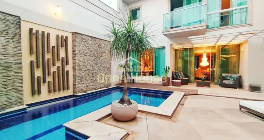 Magnífica Casa com 4 suítes, piscina, sauna e jacuzzi, à venda no bairro Jardim Normandia, em Volta