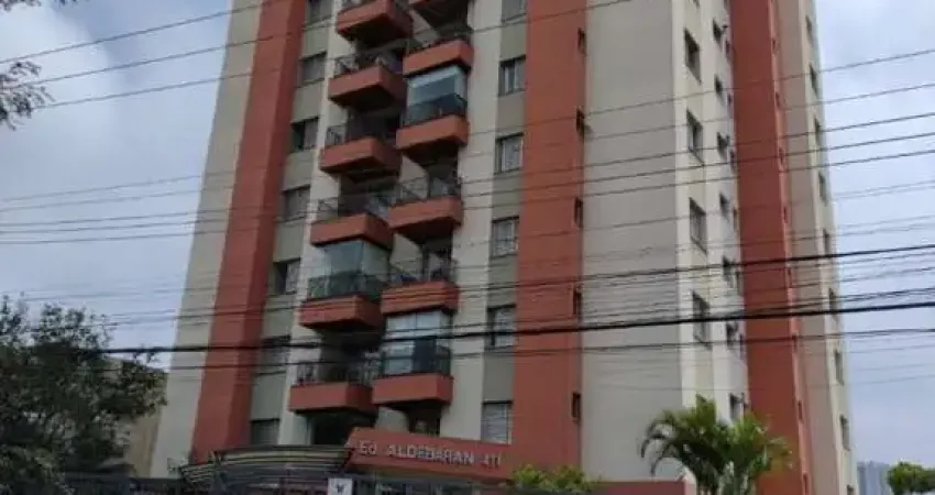 Apto a Venda de 70m² com 3 quartos, 1 suíte, 2 vagas no Jardim Marajoara.