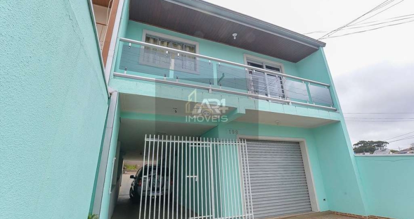 Sobrado à Venda no Jardim Karla em Pinhais/PR