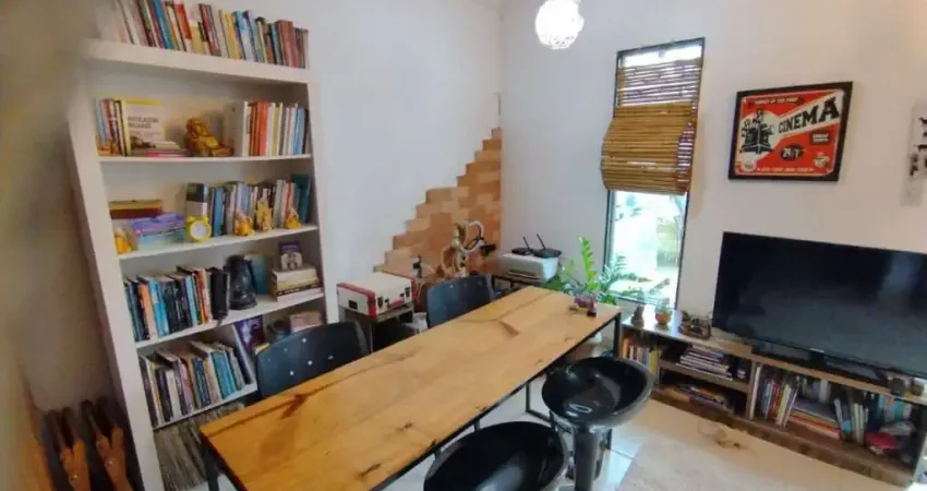 Casa com 2 quartos à venda na Rua Vanderlan Porto da Cunha, 001, Lagoa, Macaé