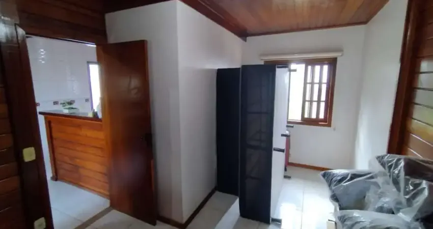 Casa com 3 quartos à venda na Rua 20, 134, Loteamento Extensão do Serramar, Rio das Ostras