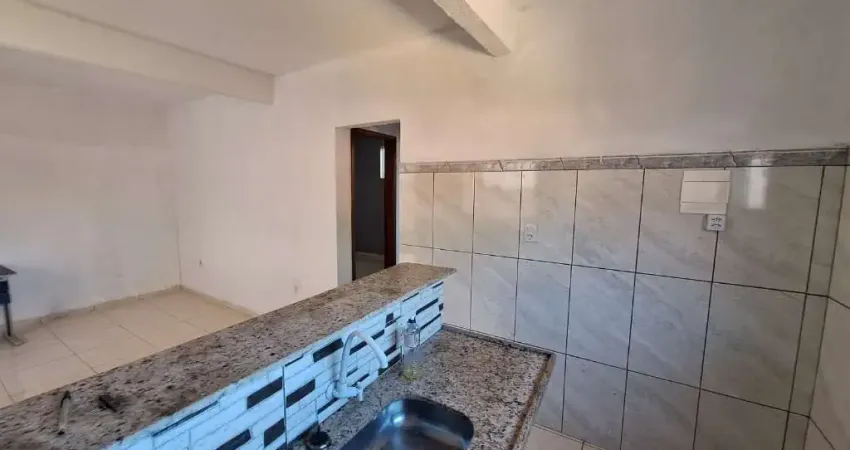 Casa com 2 quartos para alugar na Rua E, 60, Mar do Norte, Rio das Ostras