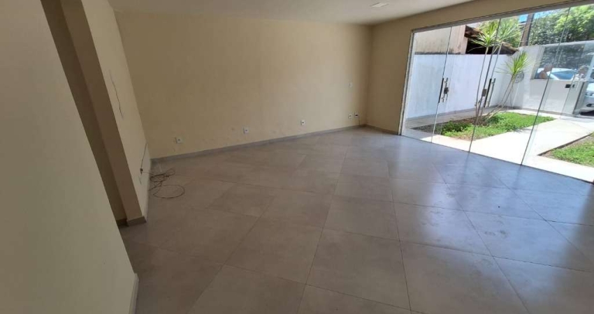 Ponto comercial com 3 salas à venda na Avenida Papa João XXIII, Centro, Macaé