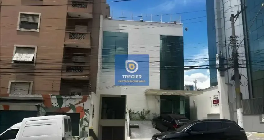 Prédio monousuário com excelente infraestrutura e localização estratégica!