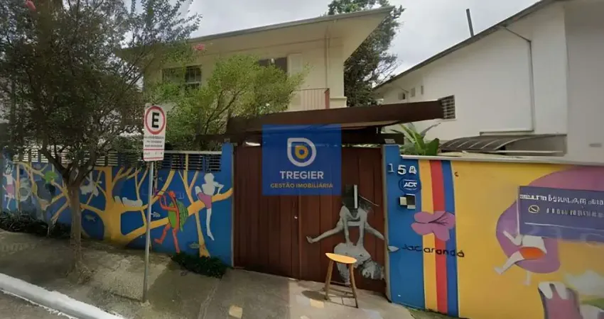 Casa incrível no pacaembu: espaço amplo, localização privilegiada e oportunidades infinitas!