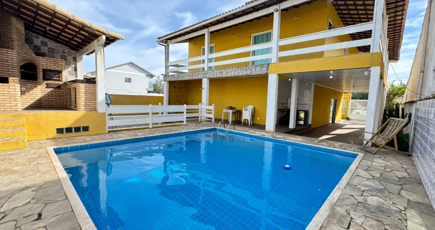 Casa duplex independente a passos da praia do foguete em cabo frio.