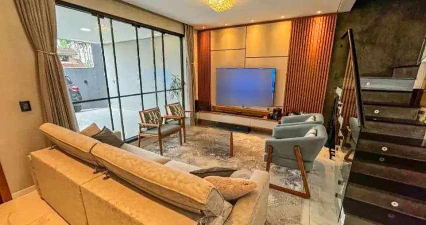 Casa com 3 quartos à venda na Rua Humaitá, 436, Bom Retiro, Joinville