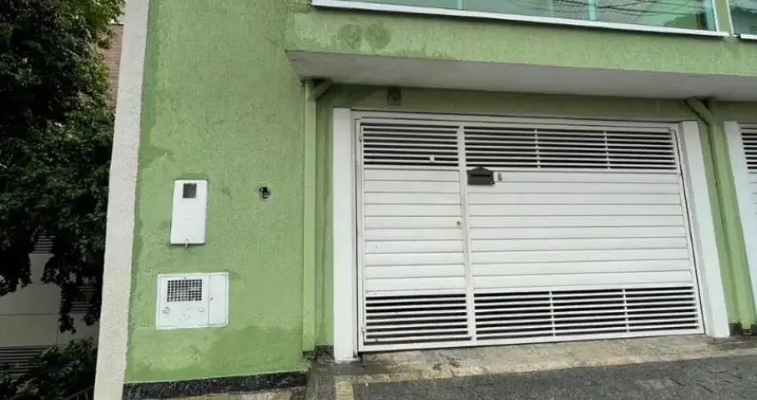 Casa com 3 quartos à venda na Rua José Segundo Poli, 1, Umuarama, Osasco