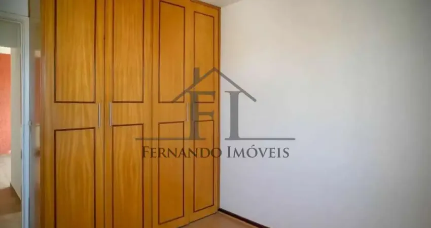 Apartamento - 2 dormitórios, sala, cozinha, 2 banheiros, lavanderia, quarto de empregada e 1 vaga