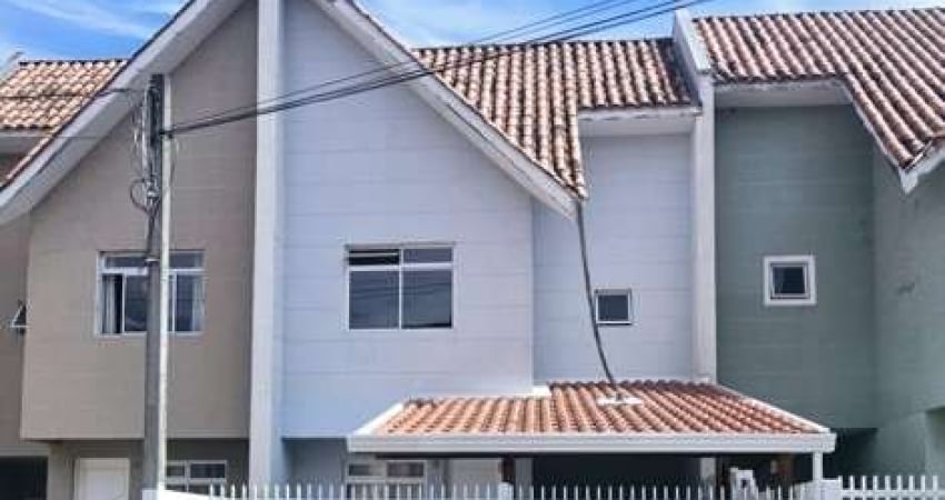 Excelente sobrado localizada no bairro Xaxim