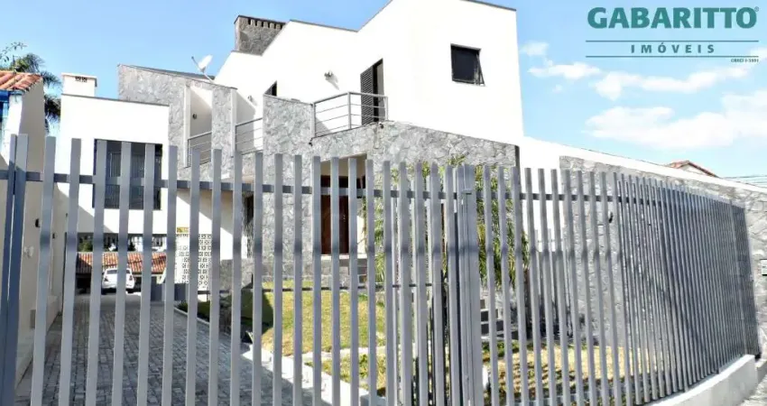 Excelente Residência de Alto Padrão no bairro Santa Quitéria