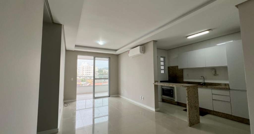SEJA DONNO DESSE LINDO APARTAMENTO NA PRAIA COMPRIDA