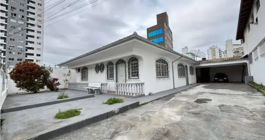 Casa para locação  residencial ou comercial  kobrasol, são josé.
