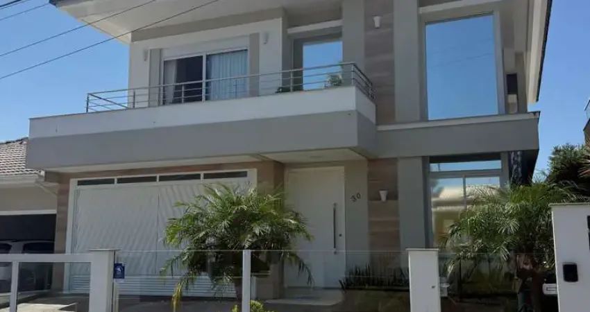 Venha ser dono dessa linda casa ( porteira fechada) na pedra branca