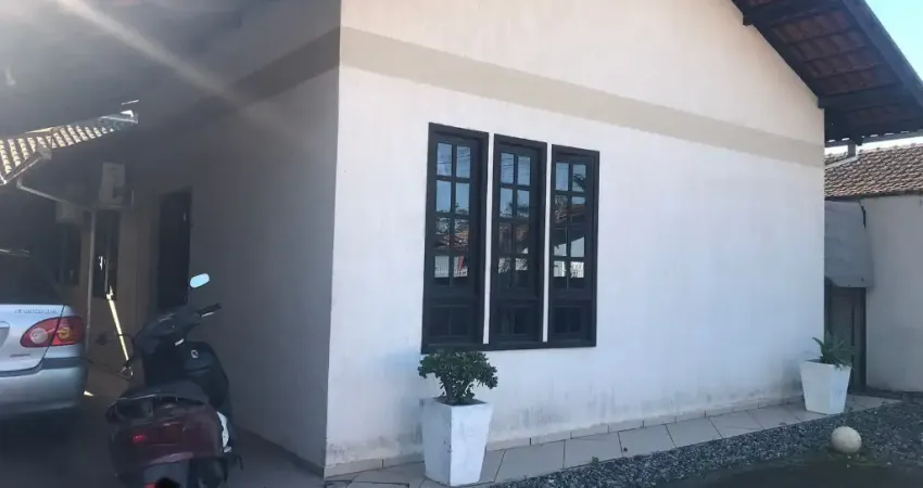 CASA ALVENARIA COM 3 QUARTOS,2 BANHEIROS A VENDA NO ADHEMAR GARCIA SÓ 324.900,00