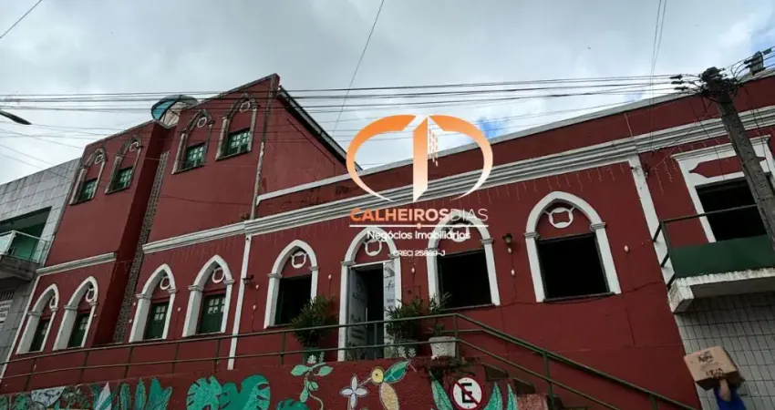 Casa comercial com 36 salas à venda na Praça Coronel José Cícero Sampaio, 338, Centro, Pacoti