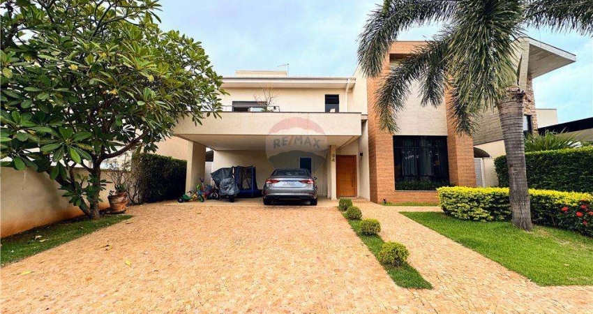 Casa a Venda no Condomínio Santa Mônica II com 396 m2 de terreno e 255 m2 de construção com 3 suítes em Bonfim Paulista / Ribeirão Preto