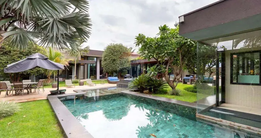 Casa mobiliada a Venda Residencial Fazenda Santa Maria 4 suítes, sendo 3 com closet, escritório, piscina aquecida, sauna, escritório
