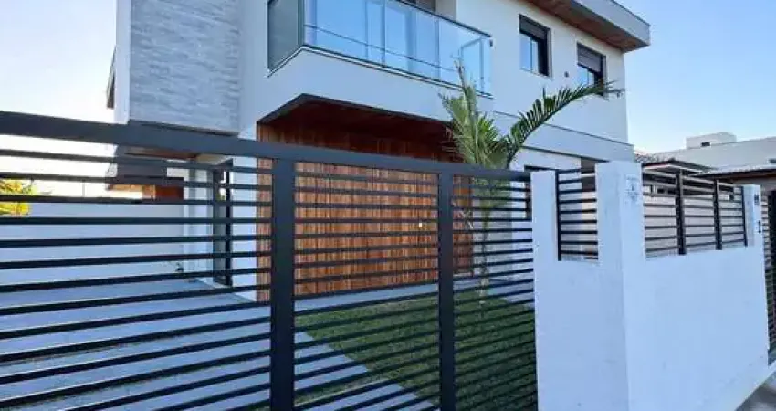 Casa com 3 quartos à venda na Travessa Osny Ubaldo Correia, 3297, Forquilhas, São José