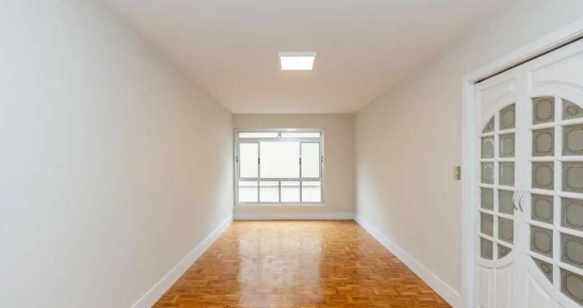 Apartamento para Venda em São Paulo, Moema, 2 dormitórios, 2 banheiros, 1 vaga