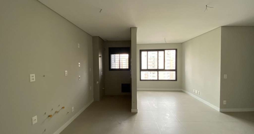 INSIGHT PALHANO - R$ 695.000 - Apartamento à venda, 2 quartos (1 suíte), 62 m², 1 Vaga, Gleba Palha