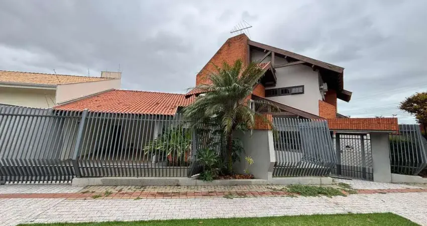 MEDITERRÂNEO - R$ 1.750.000 - Casa em rua à venda, 3 dormitórios sendo 1 suíte, 4 Vagas, 237m², Lon