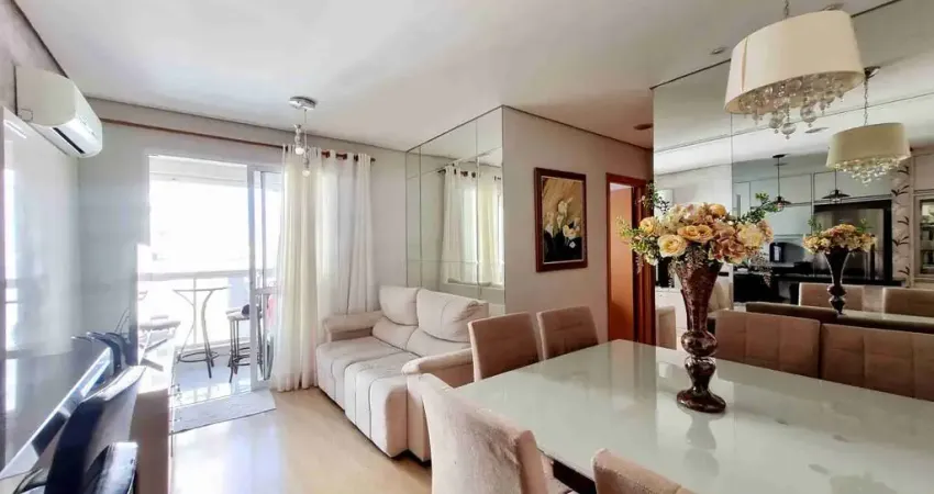 MAX LIVING MOBILIADO- R$ 645.000 - Apartamento à venda, 2 dormitórios (1 suíte), 65m², 1 Vaga , sal